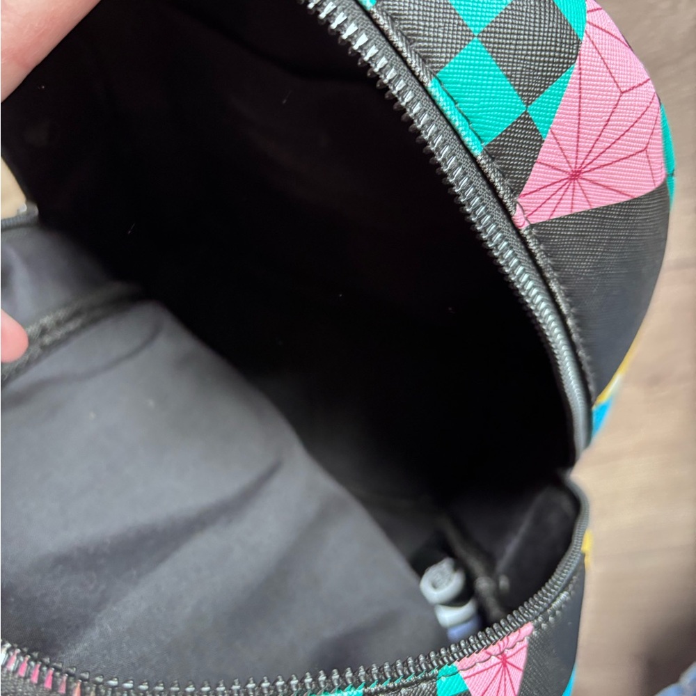 Demon Slayer Hot Topic mini Backpack - Picture 3 of 3